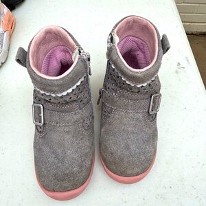 Kids Gray and Pink Ankle Boots